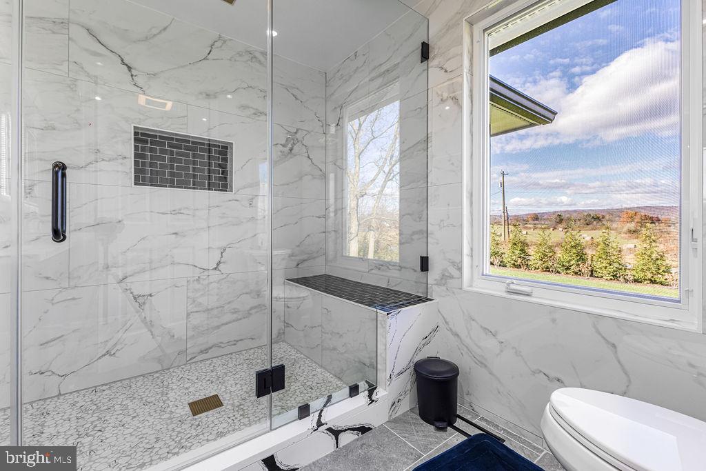 13762 BERLIN TURNPIKE