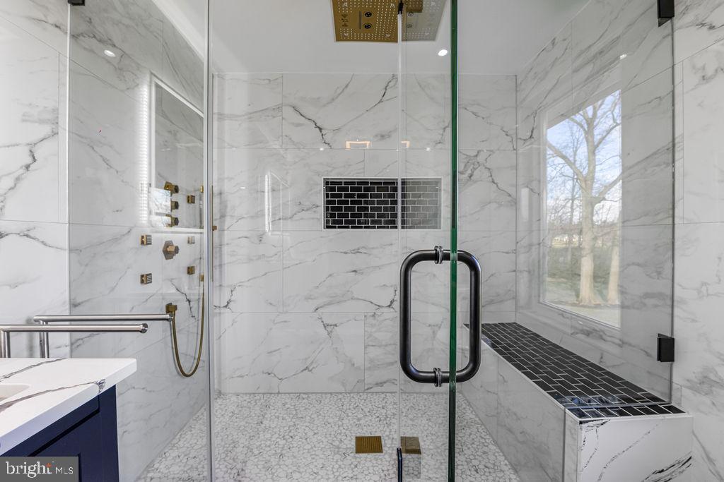 13762 BERLIN TURNPIKE