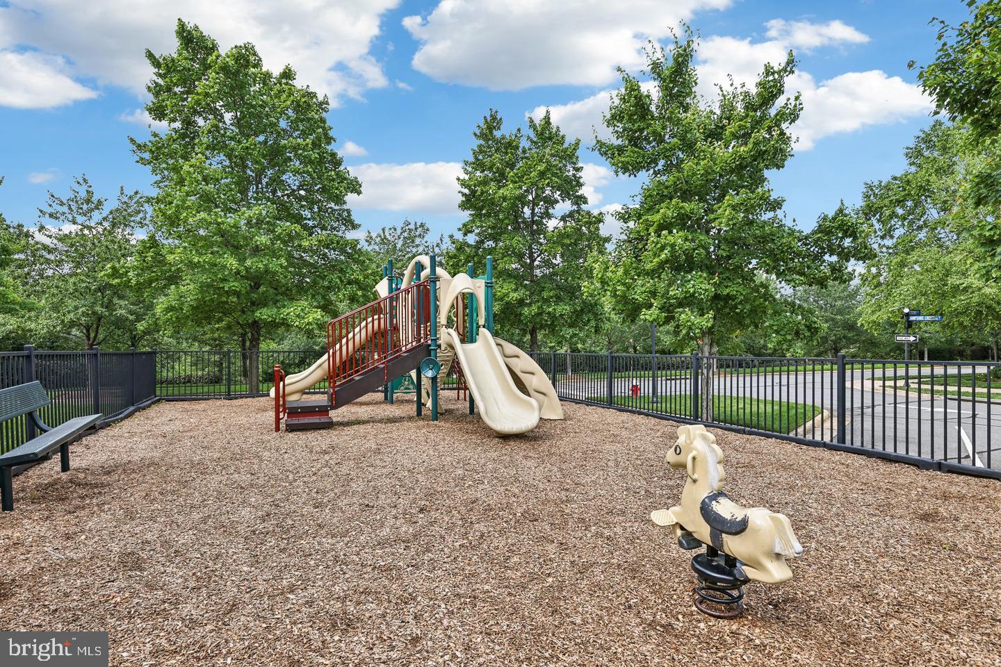 19441 PROMENADE DRIVE