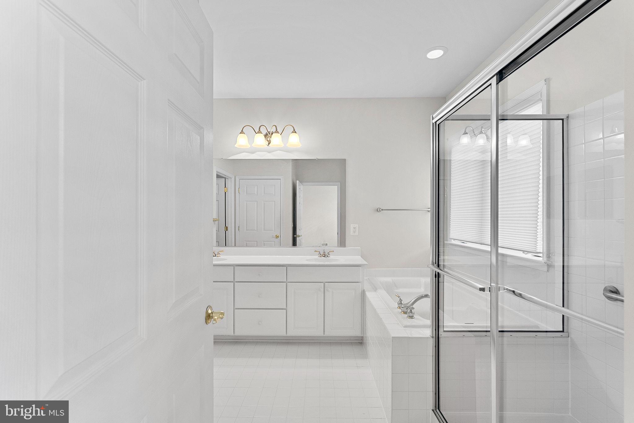 20742 ADAMS MILL PLACE