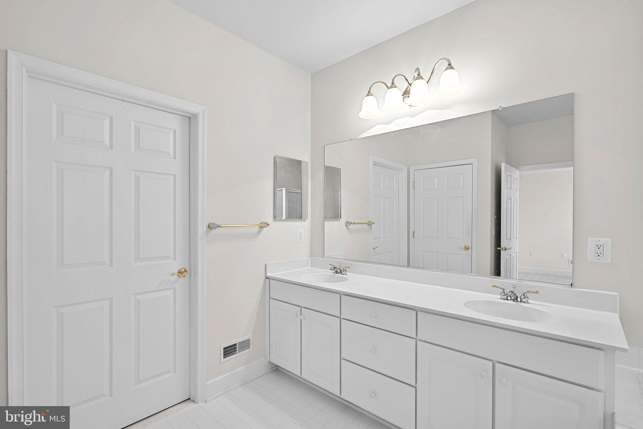 20742 ADAMS MILL PLACE