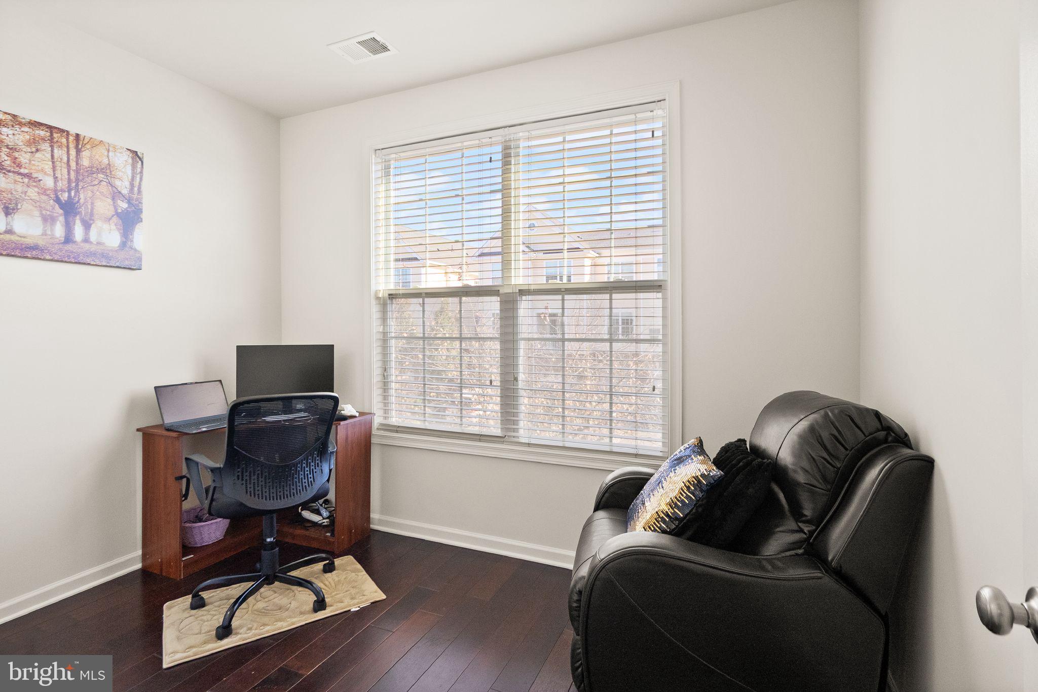 23305 MILLTOWN KNOLL SQUARE 106