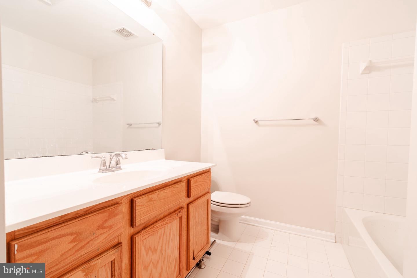 42999 EDGEWATER STREET