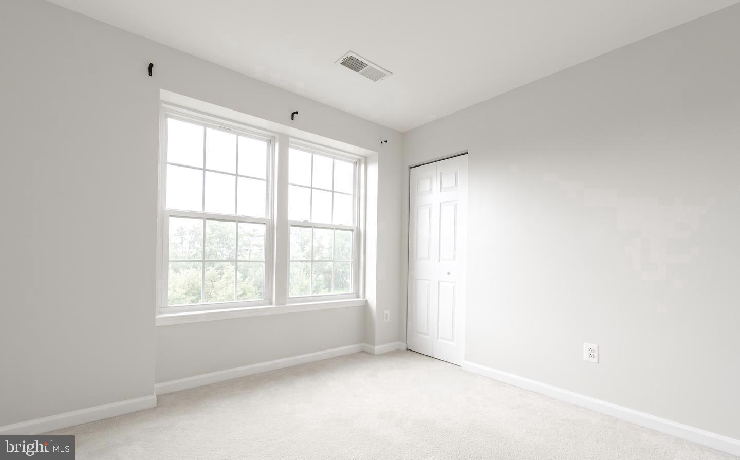 42999 EDGEWATER STREET