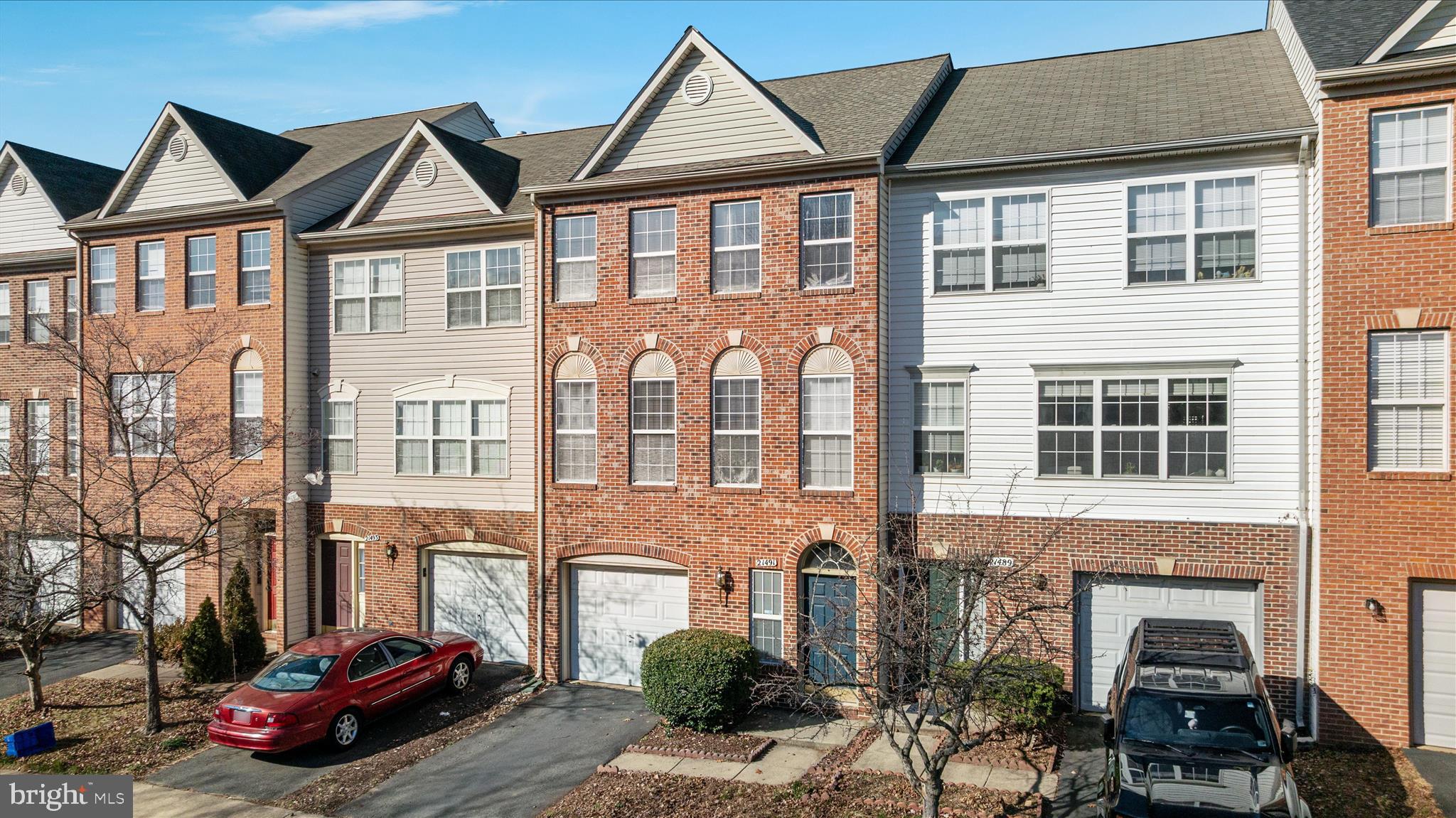 21491 RUSTY BLACKHAW SQUARE