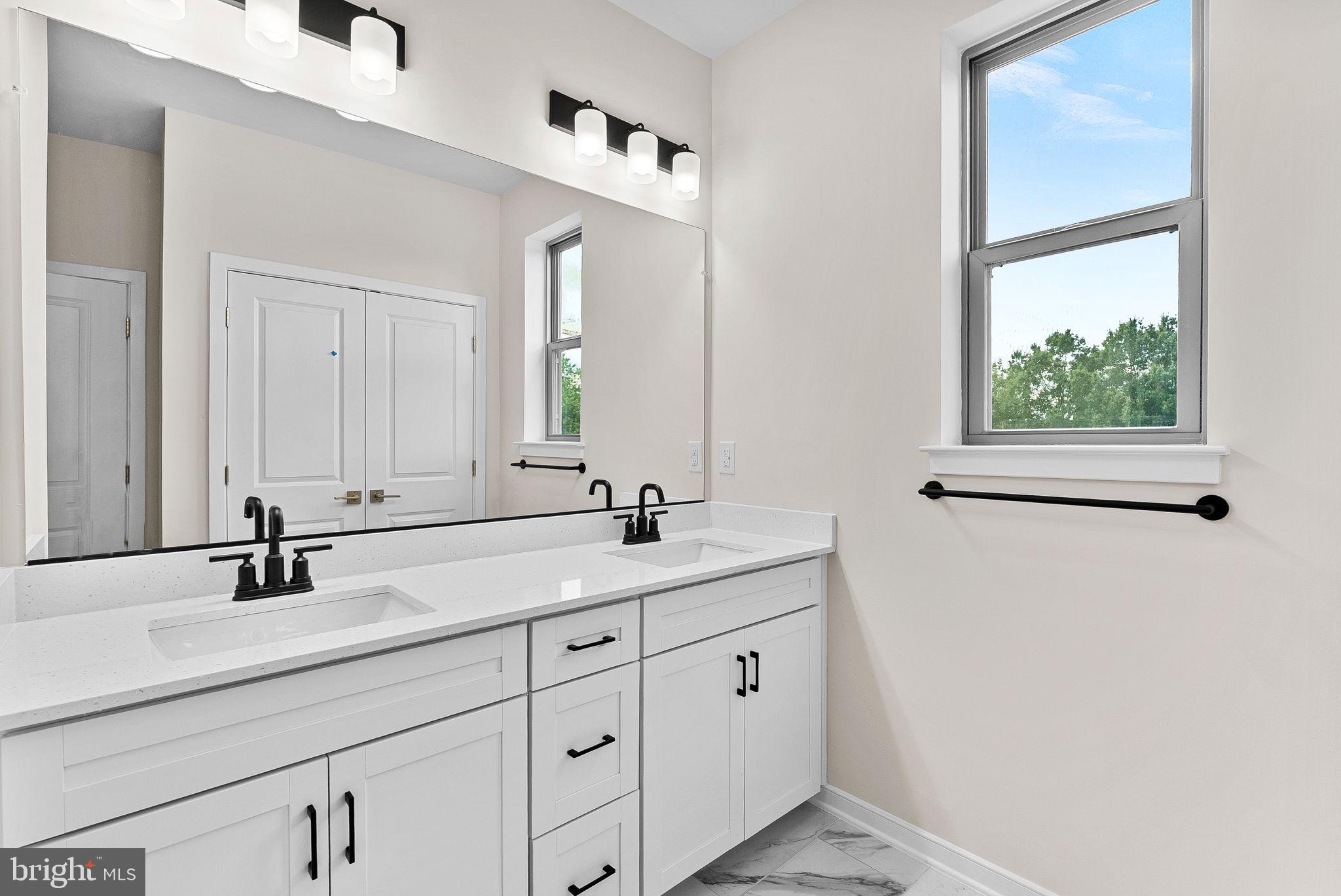 19716 MYSTIC MAROON TERRACE