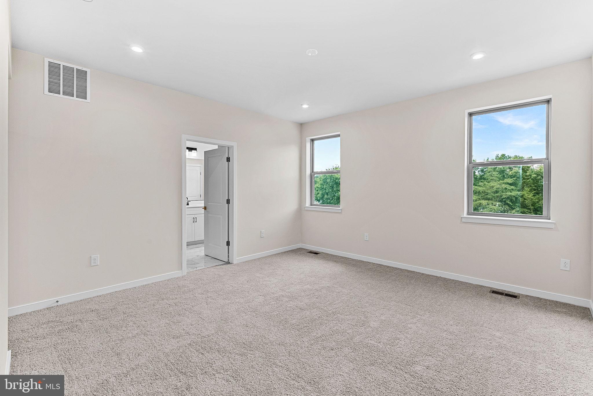 19716 MYSTIC MAROON TERRACE