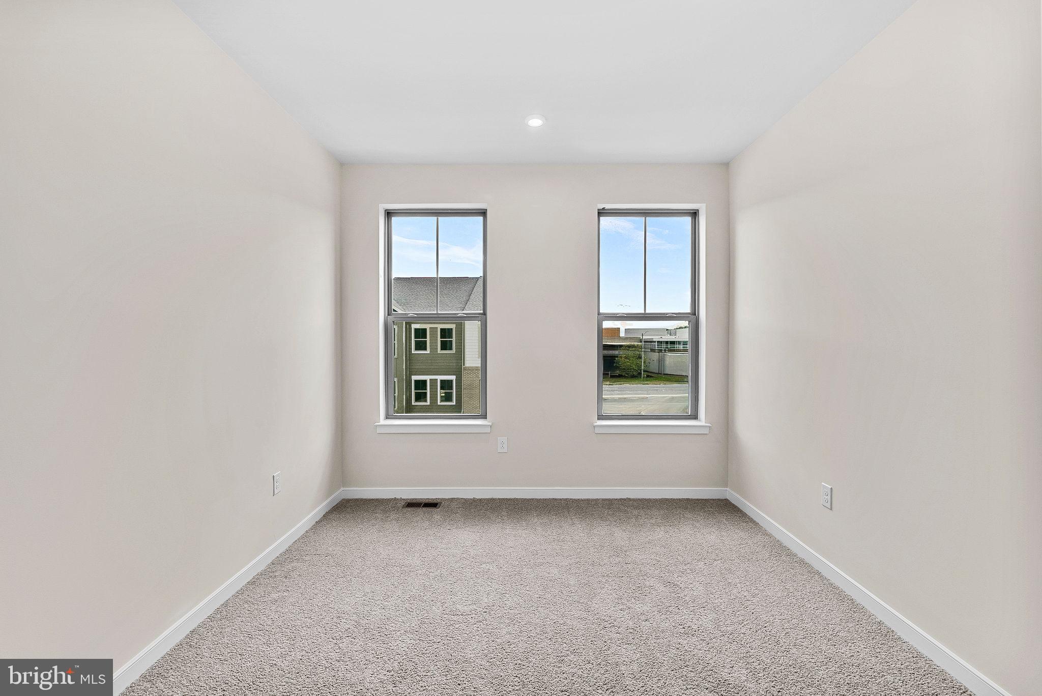 19716 MYSTIC MAROON TERRACE