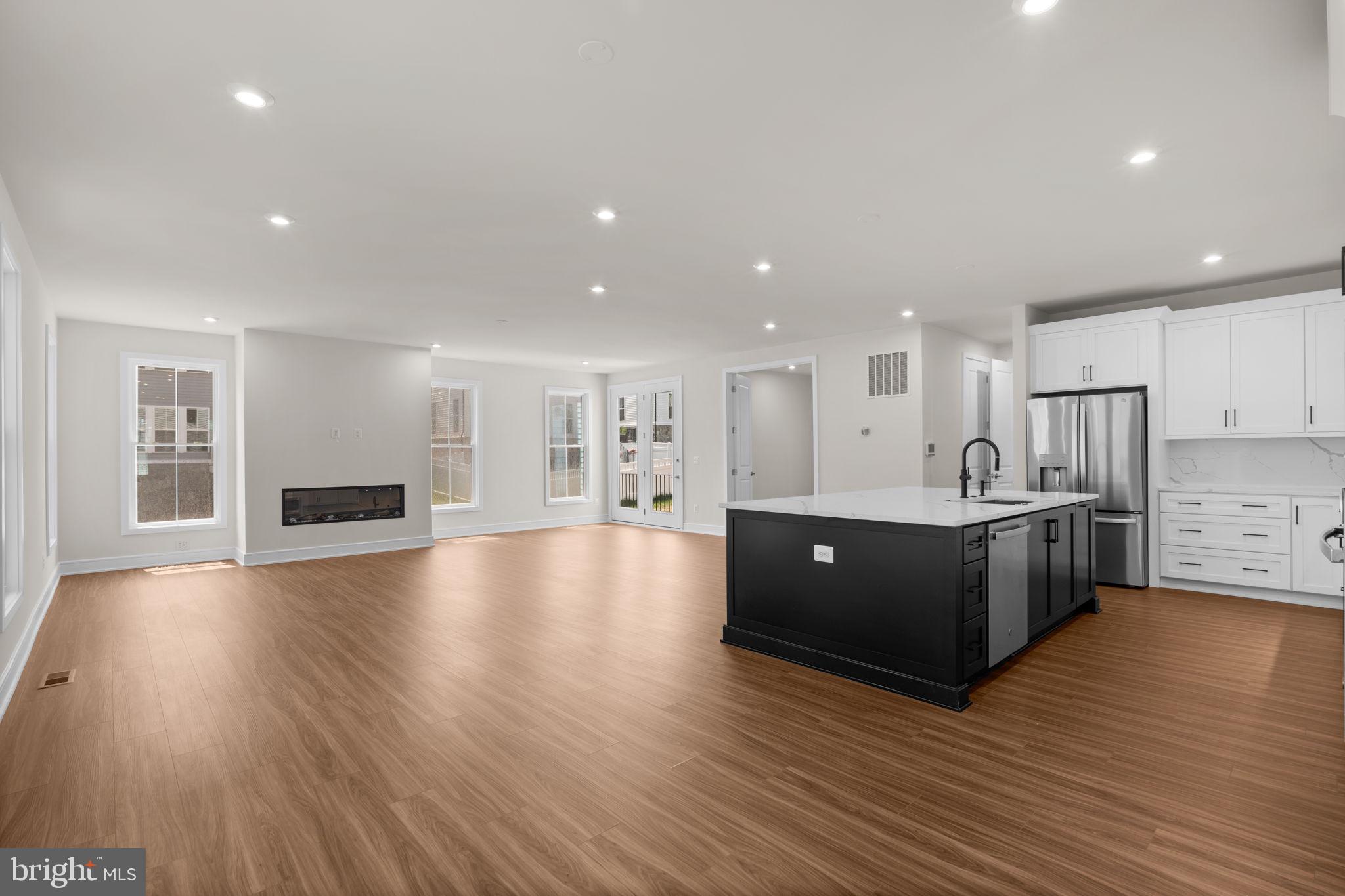 41878 NIGHT NURSE CIRCLE