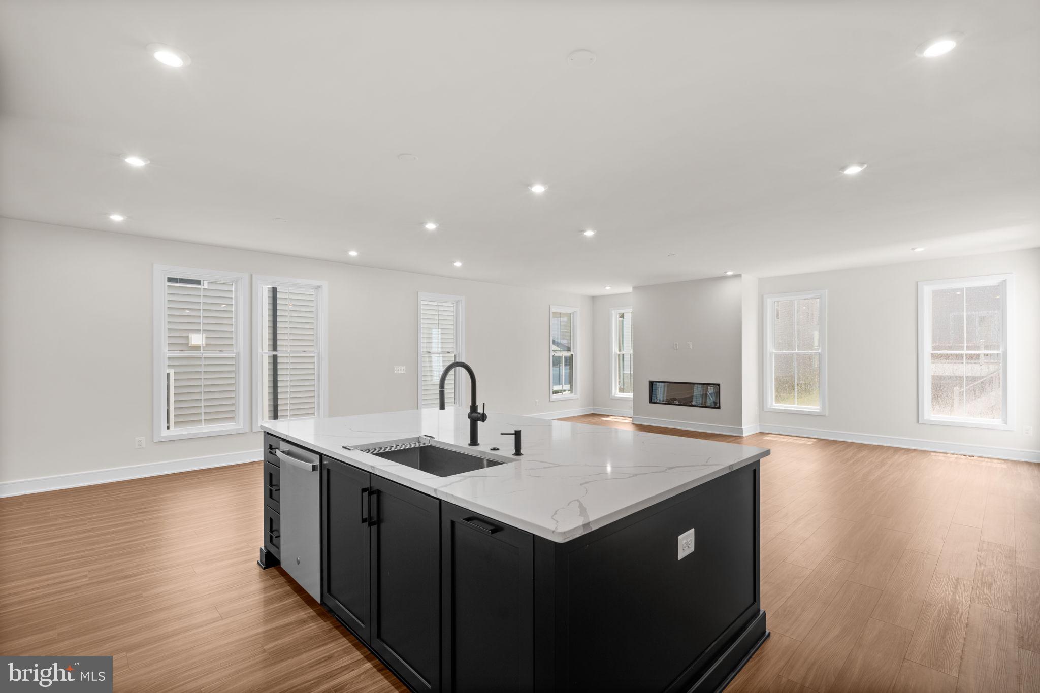 41878 NIGHT NURSE CIRCLE