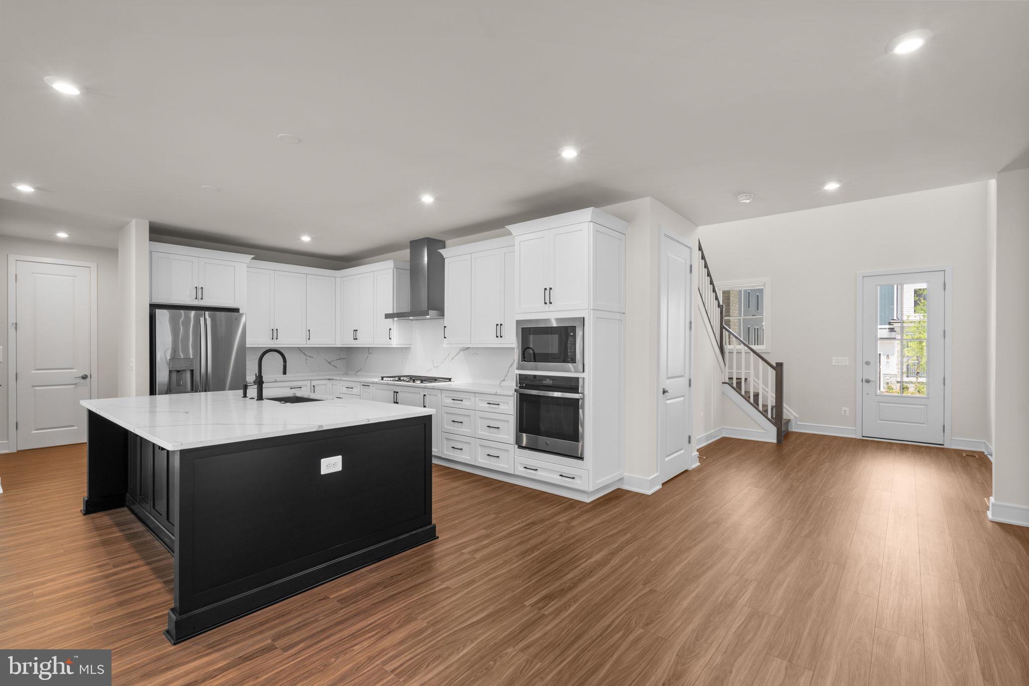 41878 NIGHT NURSE CIRCLE