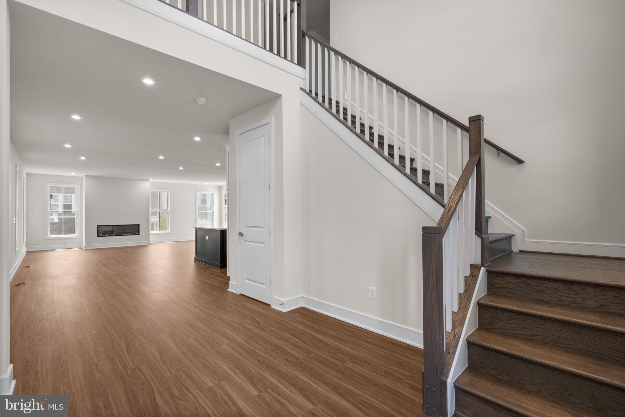 41878 NIGHT NURSE CIRCLE