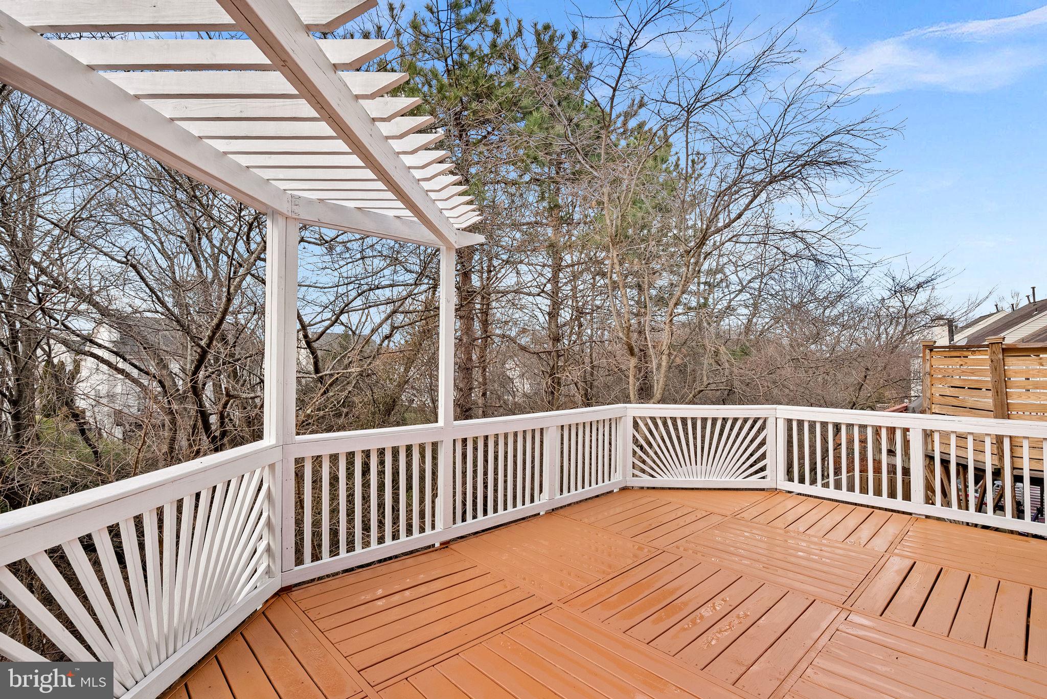 20905 SANDSTONE SQUARE