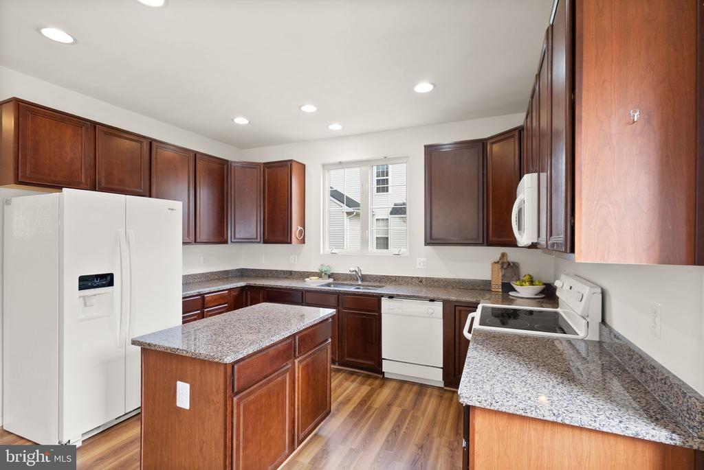 17453 TEDLER CIRCLE