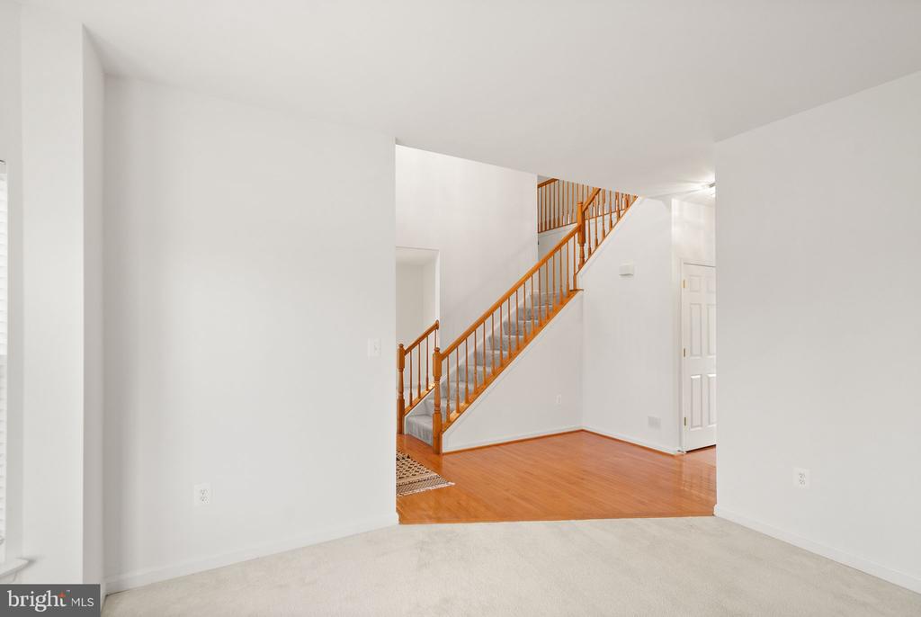 17453 TEDLER CIRCLE