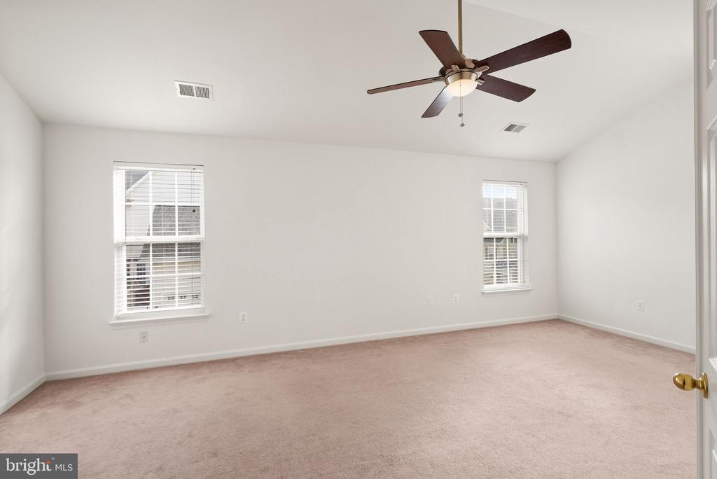 17453 TEDLER CIRCLE