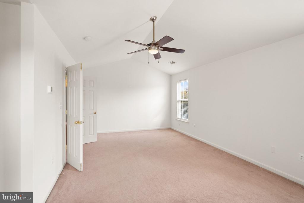 17453 TEDLER CIRCLE