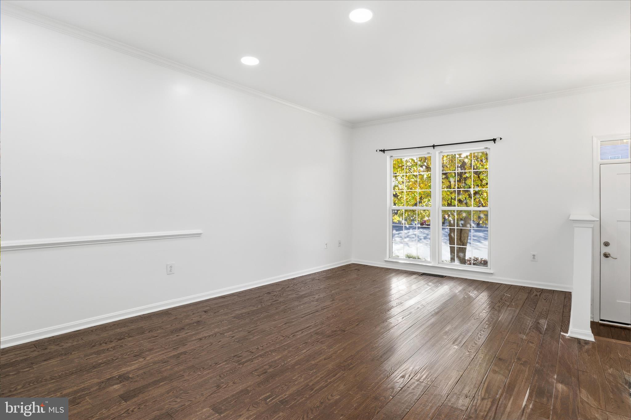 45580 GRAND CENTRAL SQUARE