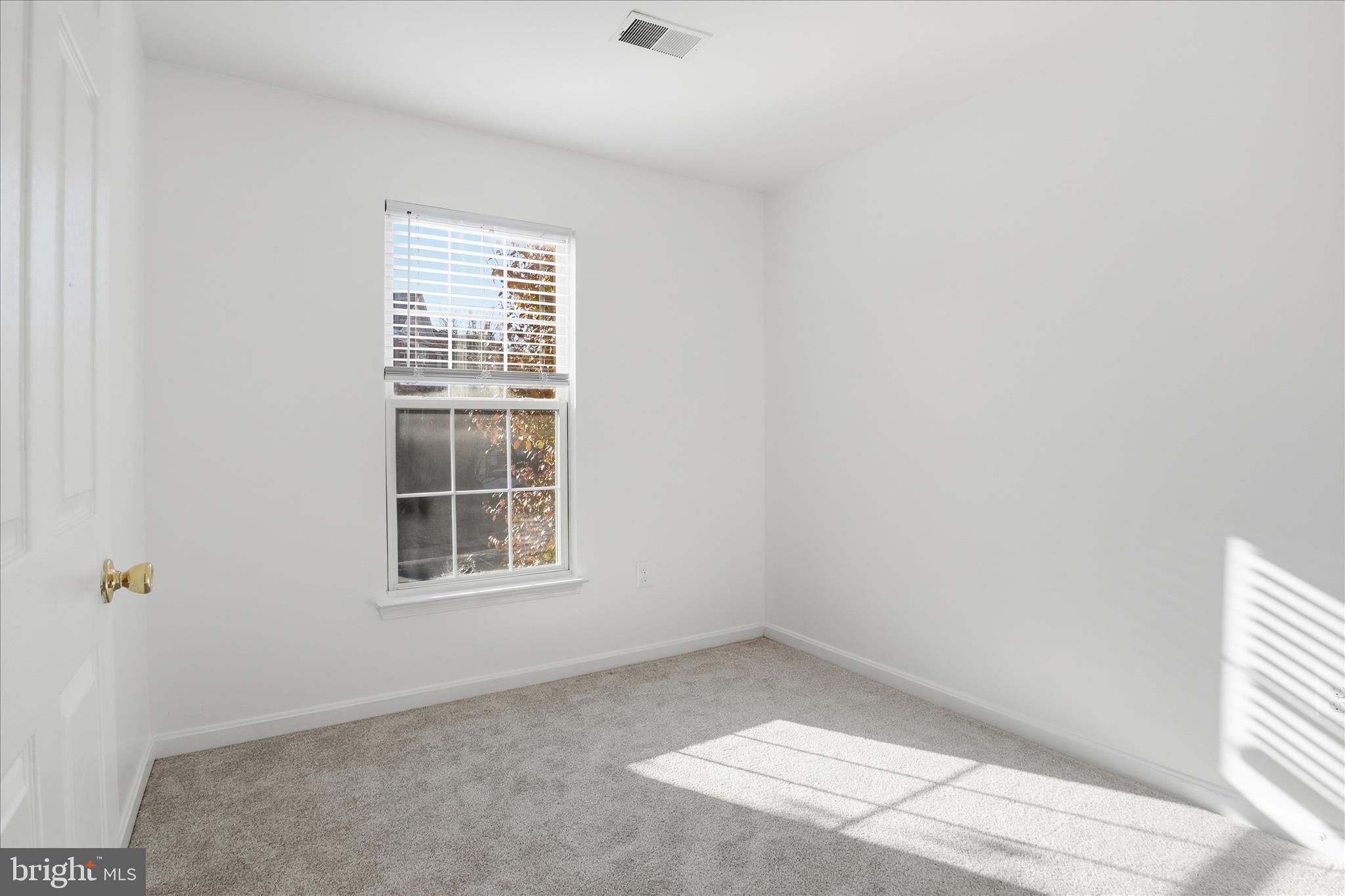 45580 GRAND CENTRAL SQUARE