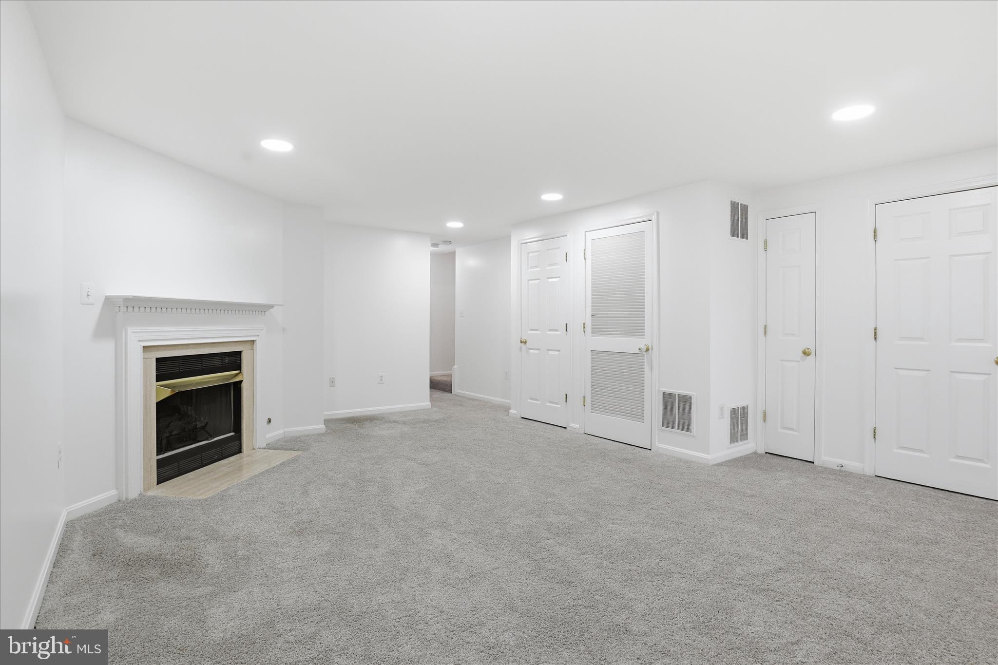 45580 GRAND CENTRAL SQUARE