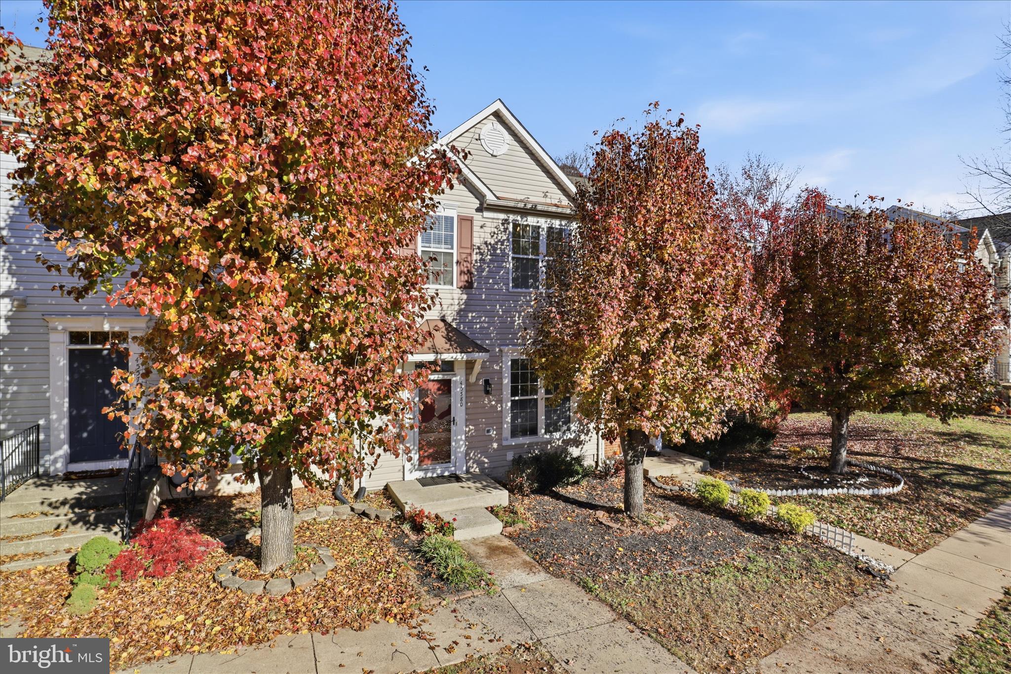 45580 GRAND CENTRAL SQUARE