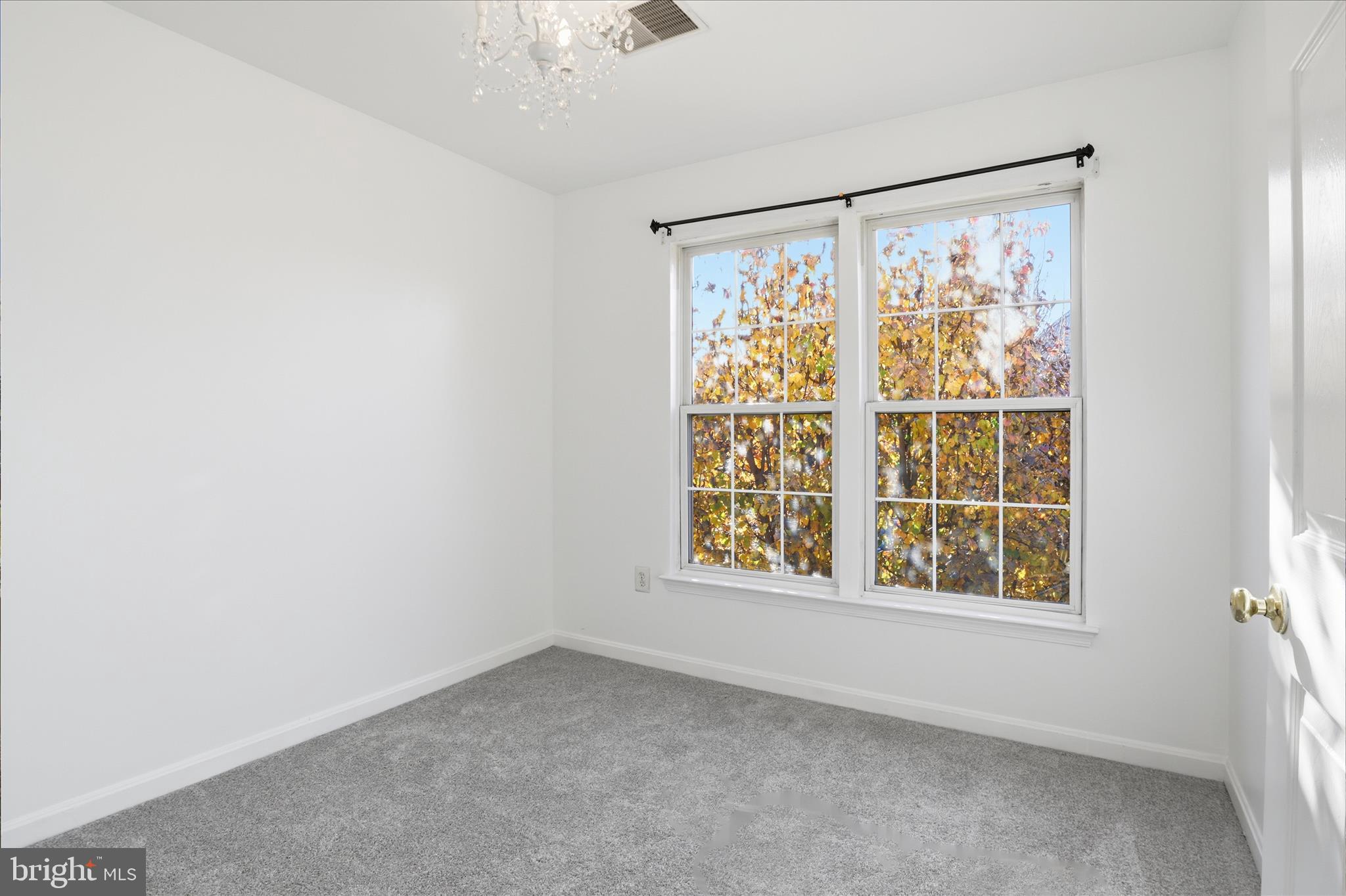 45580 GRAND CENTRAL SQUARE