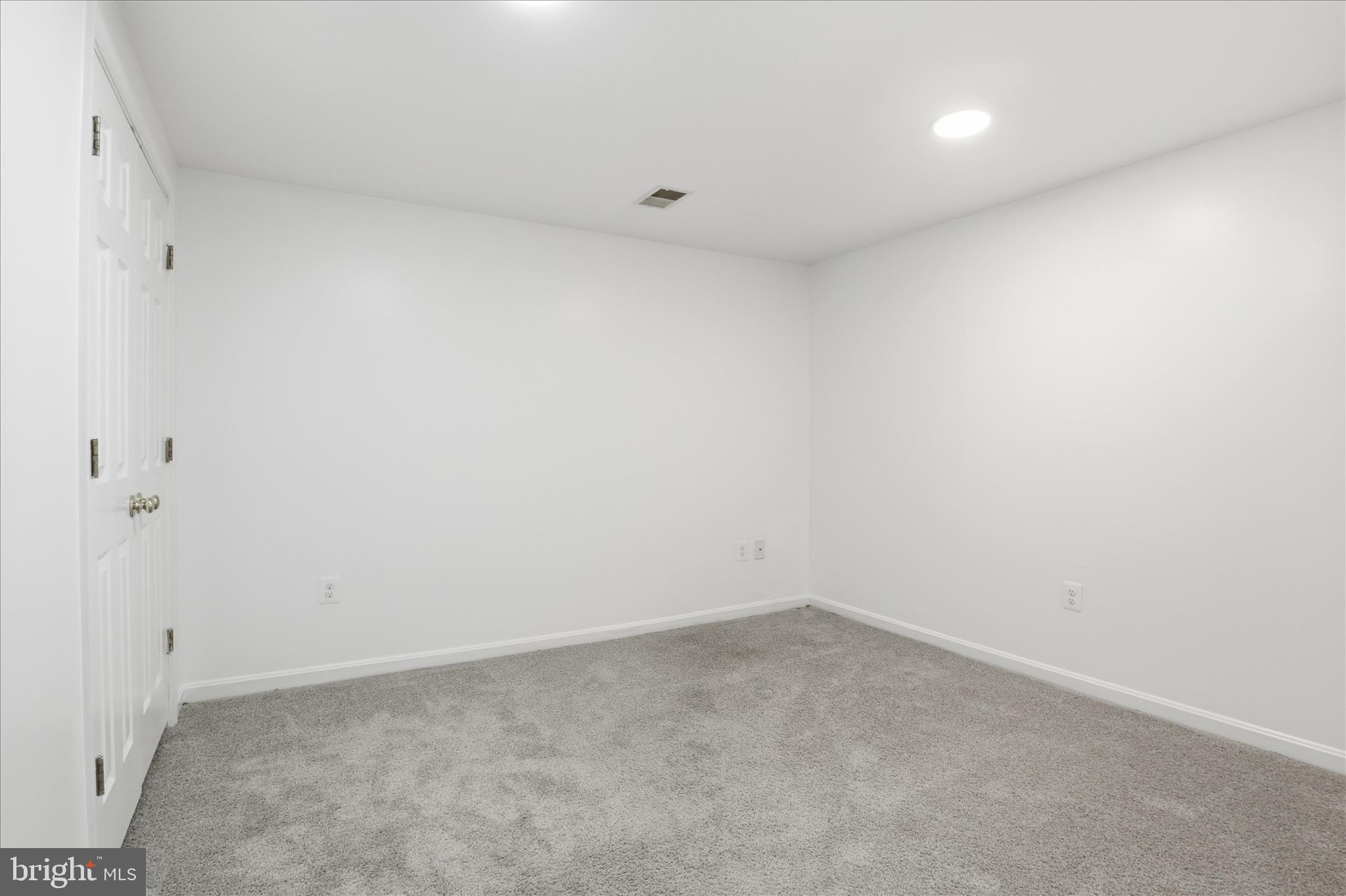 45580 GRAND CENTRAL SQUARE