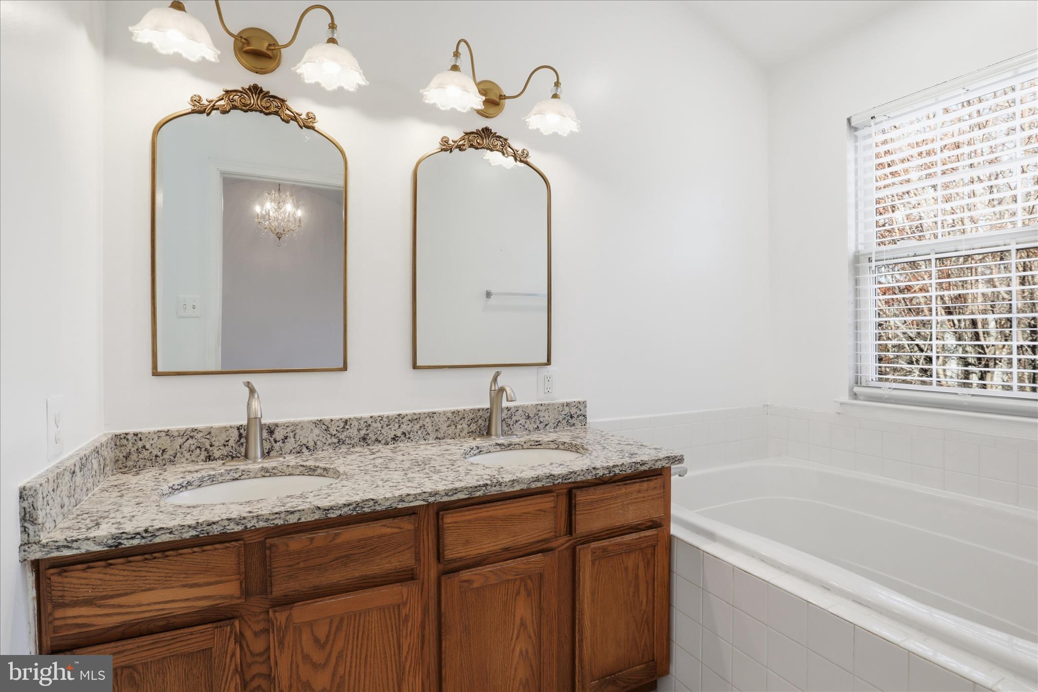 45580 GRAND CENTRAL SQUARE