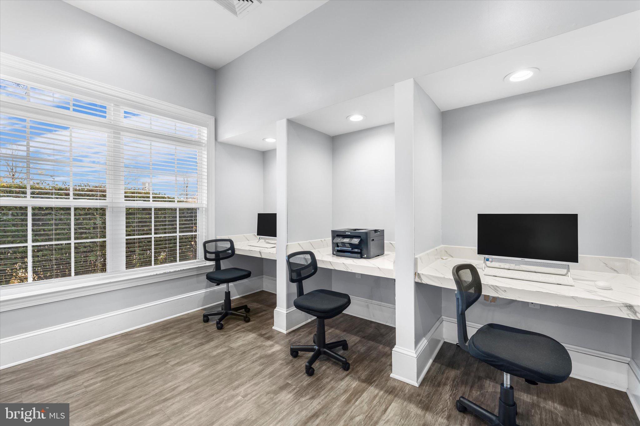 514 SUNSET VIEW TERRACE SE 402