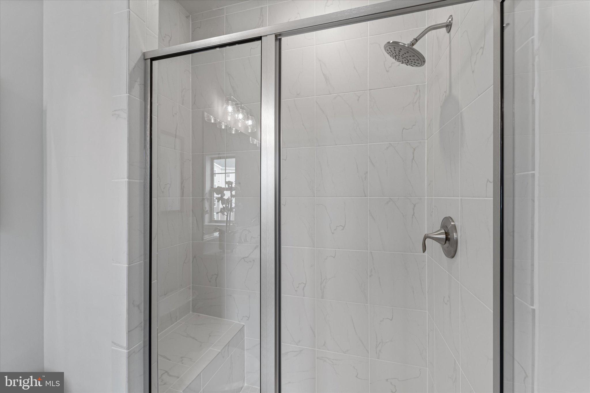 705 SAWBACK SQUARE NE