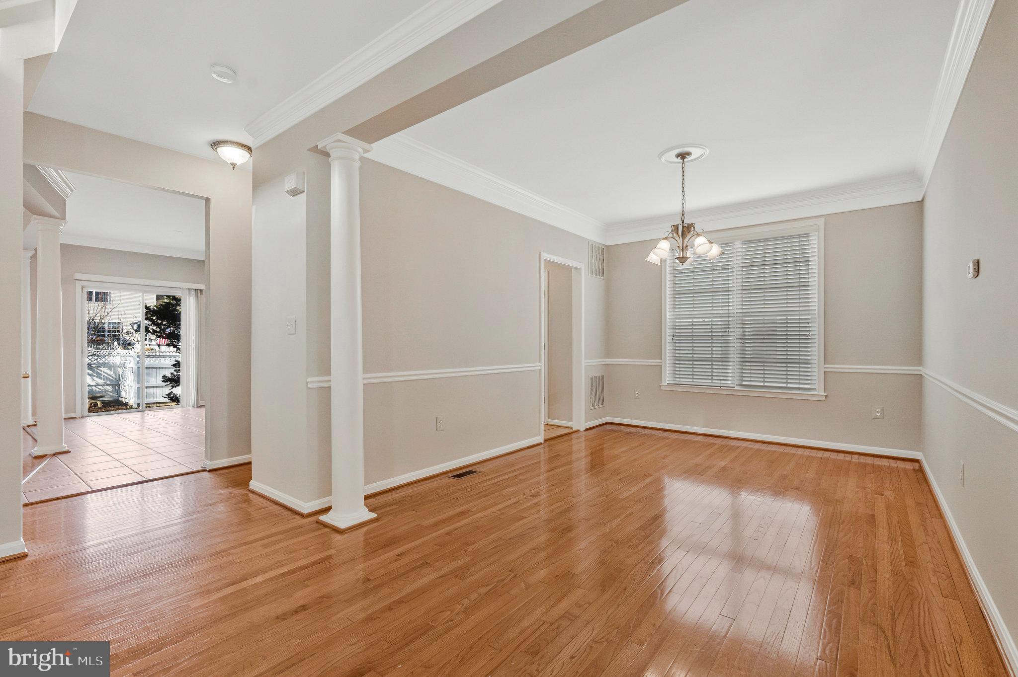 20319 BOWFONDS STREET