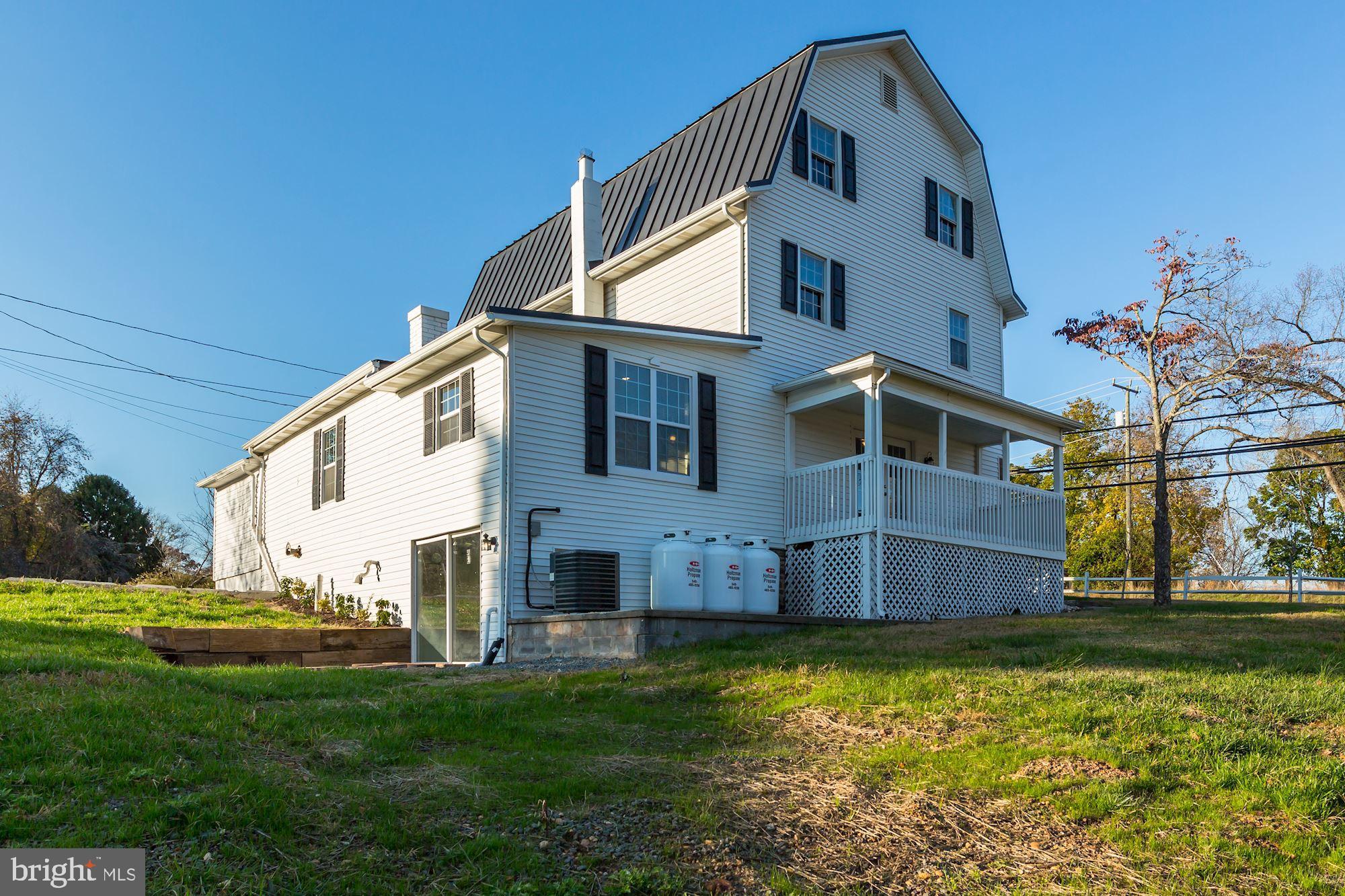 41217 & 41223 JOHN MOSBY HIGHWAY