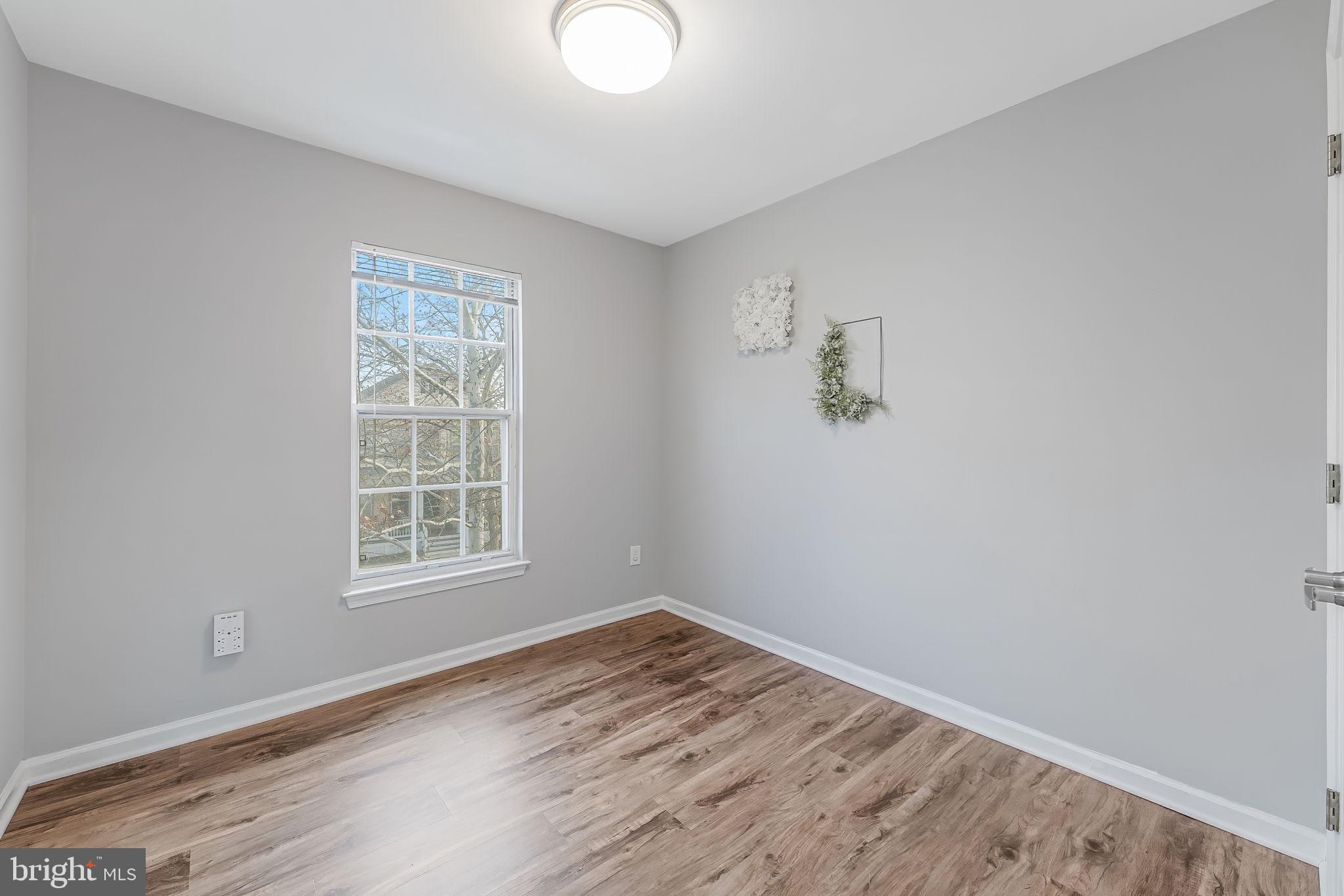 20419 CHARTER OAK DRIVE