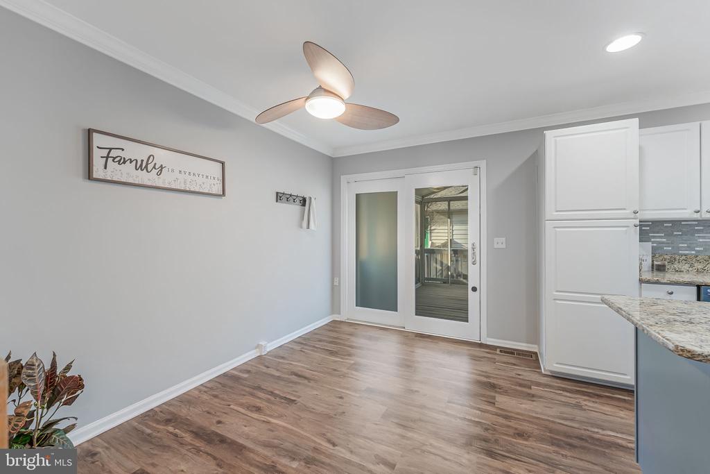 20419 CHARTER OAK DRIVE