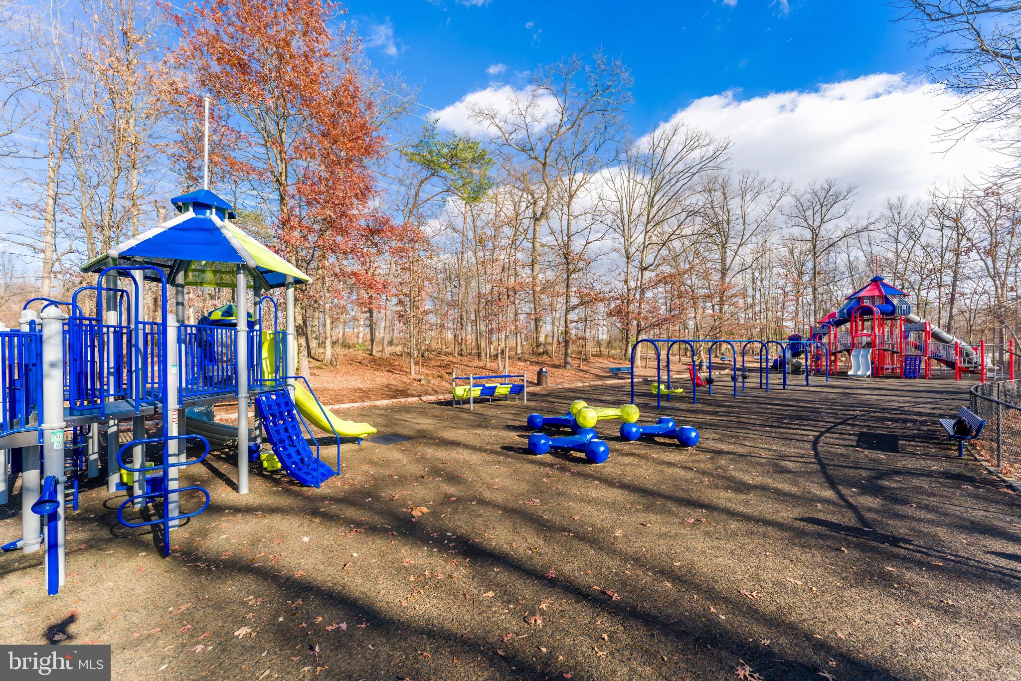 20419 CHARTER OAK DRIVE