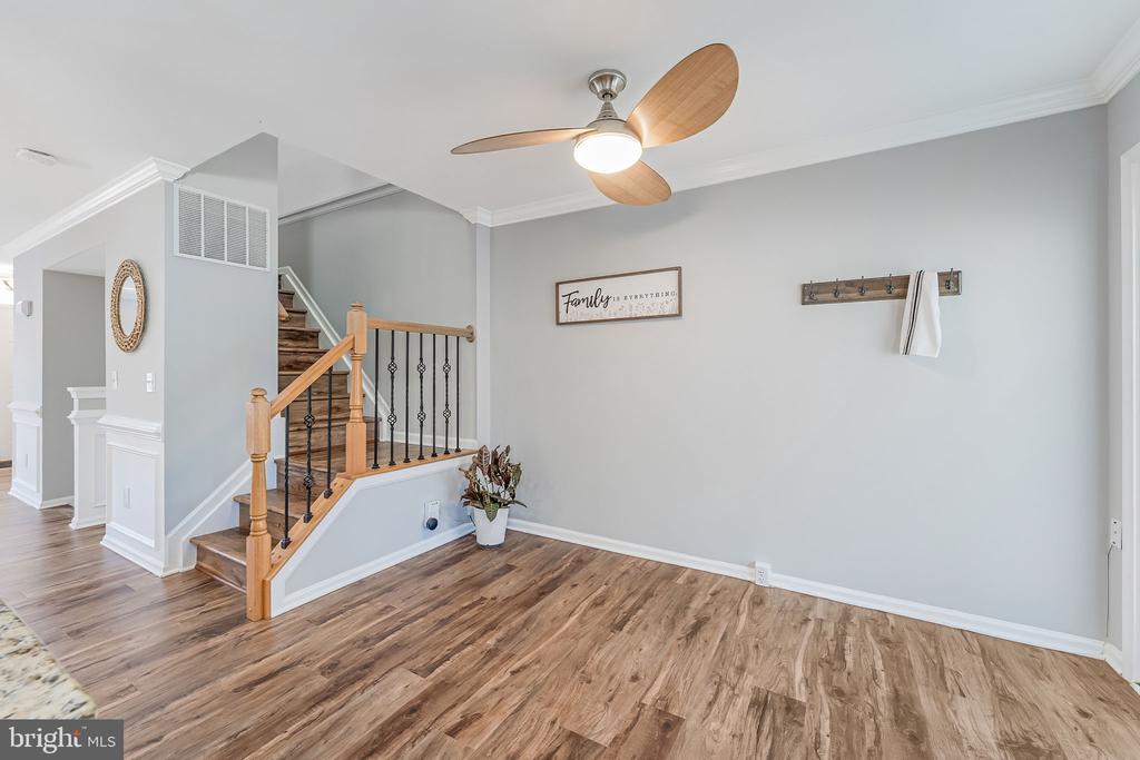 20419 CHARTER OAK DRIVE