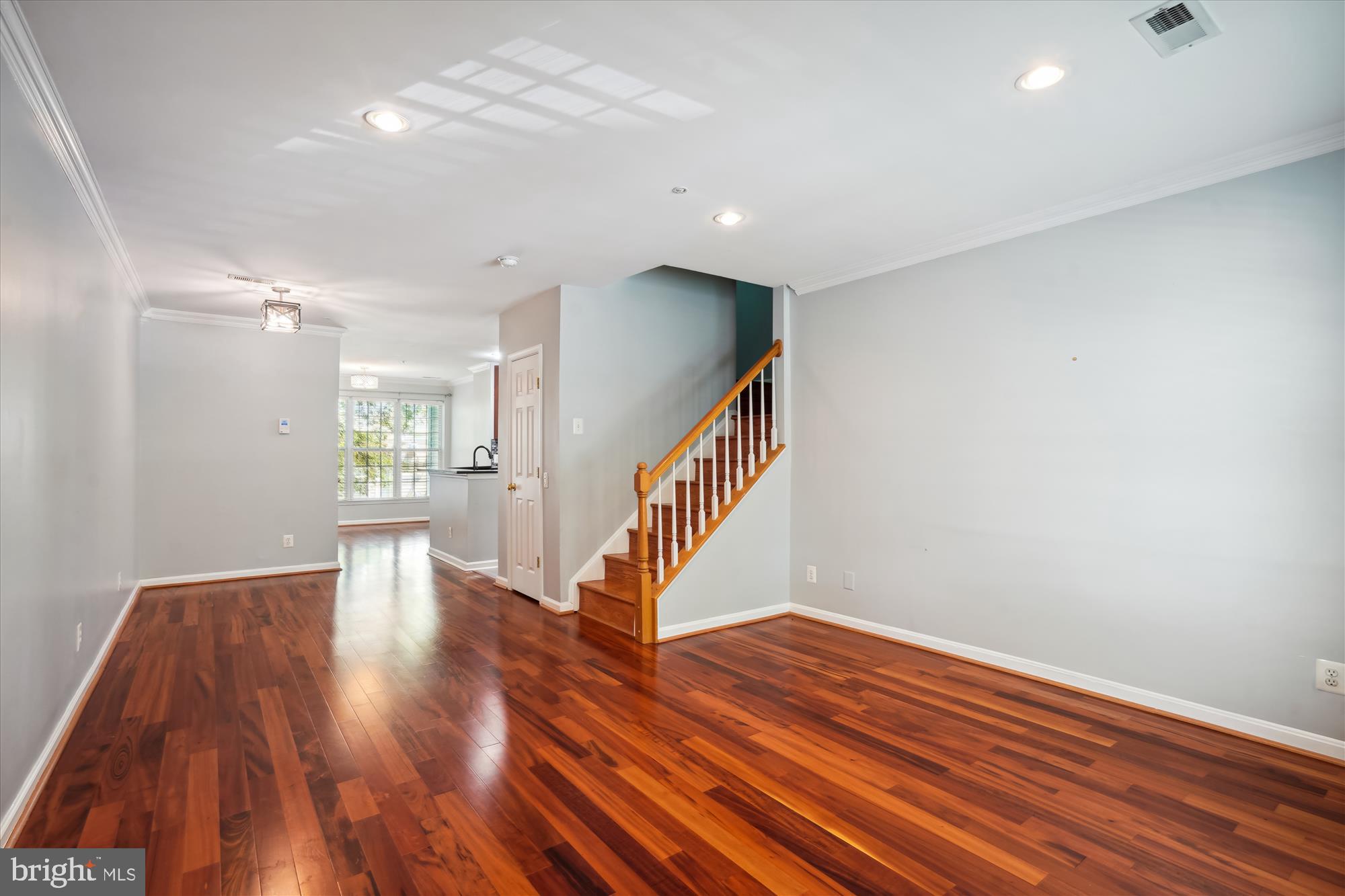 45478 WHISTLING TERRACE