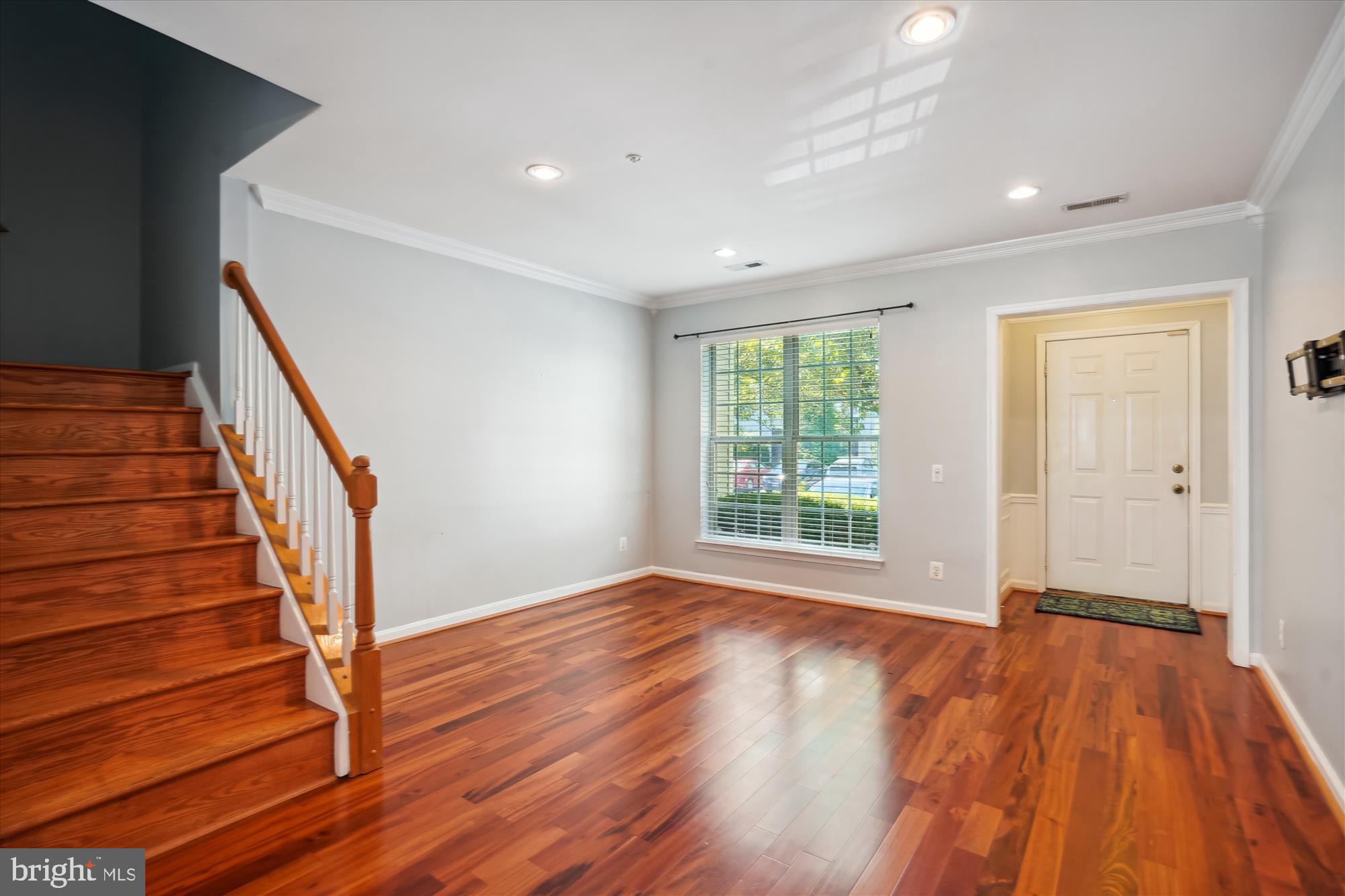 45478 WHISTLING TERRACE