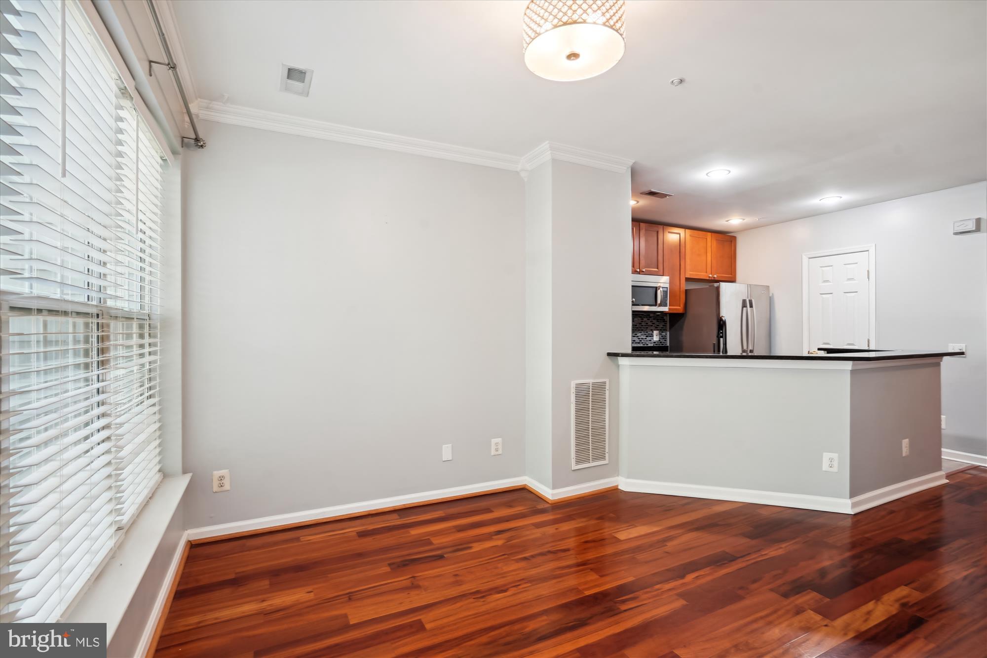 45478 WHISTLING TERRACE