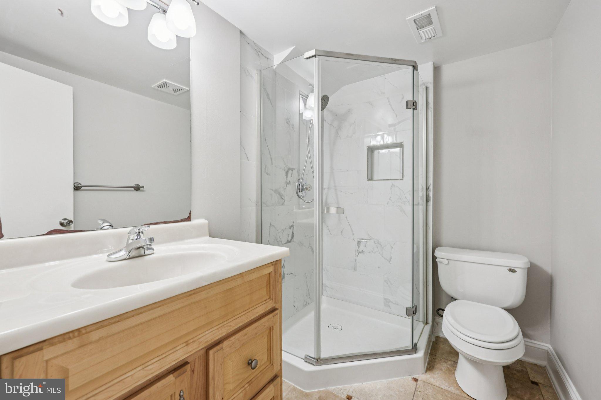 546 ROCKBRIDGE DRIVE SE