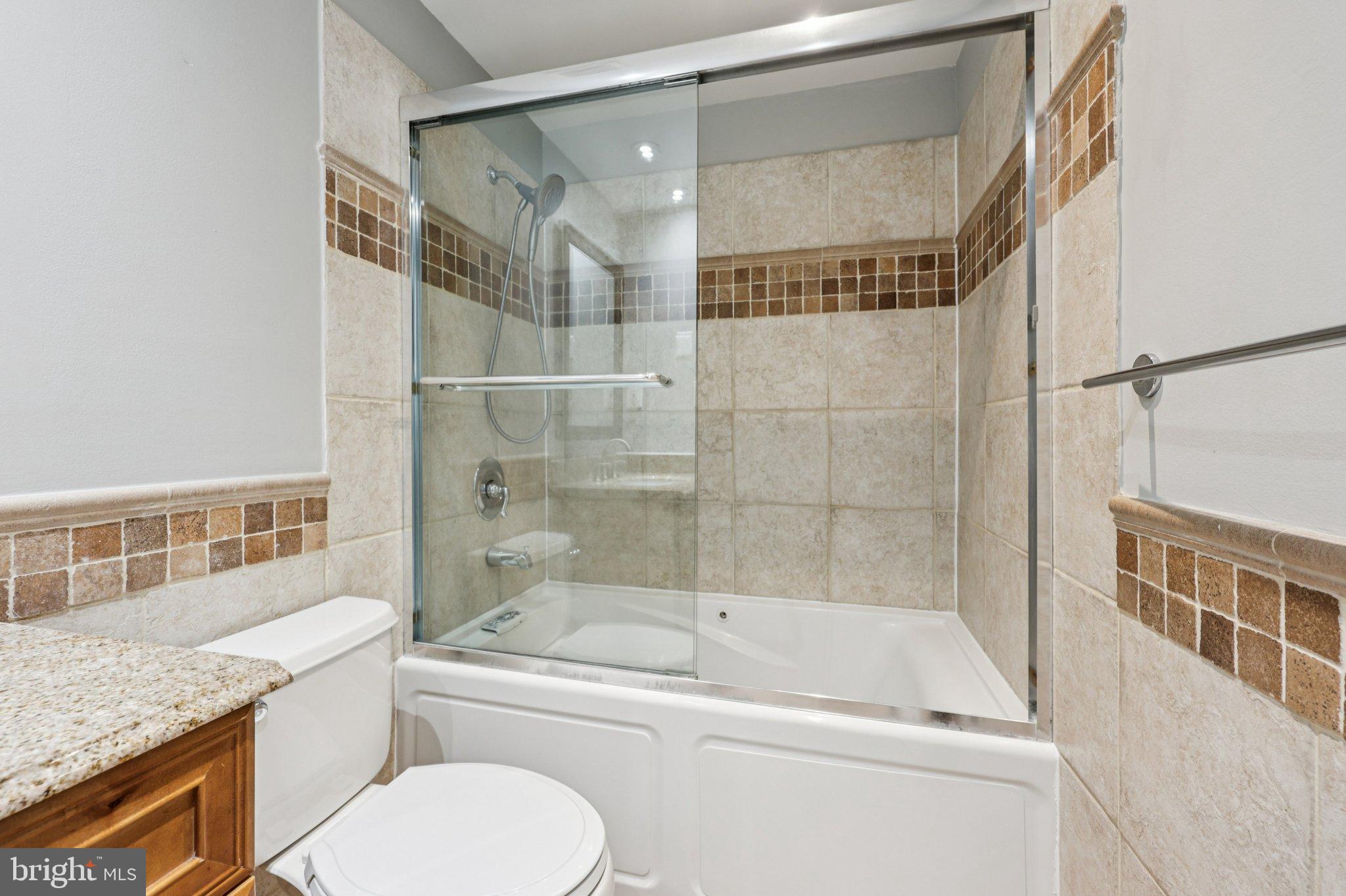 546 ROCKBRIDGE DRIVE SE