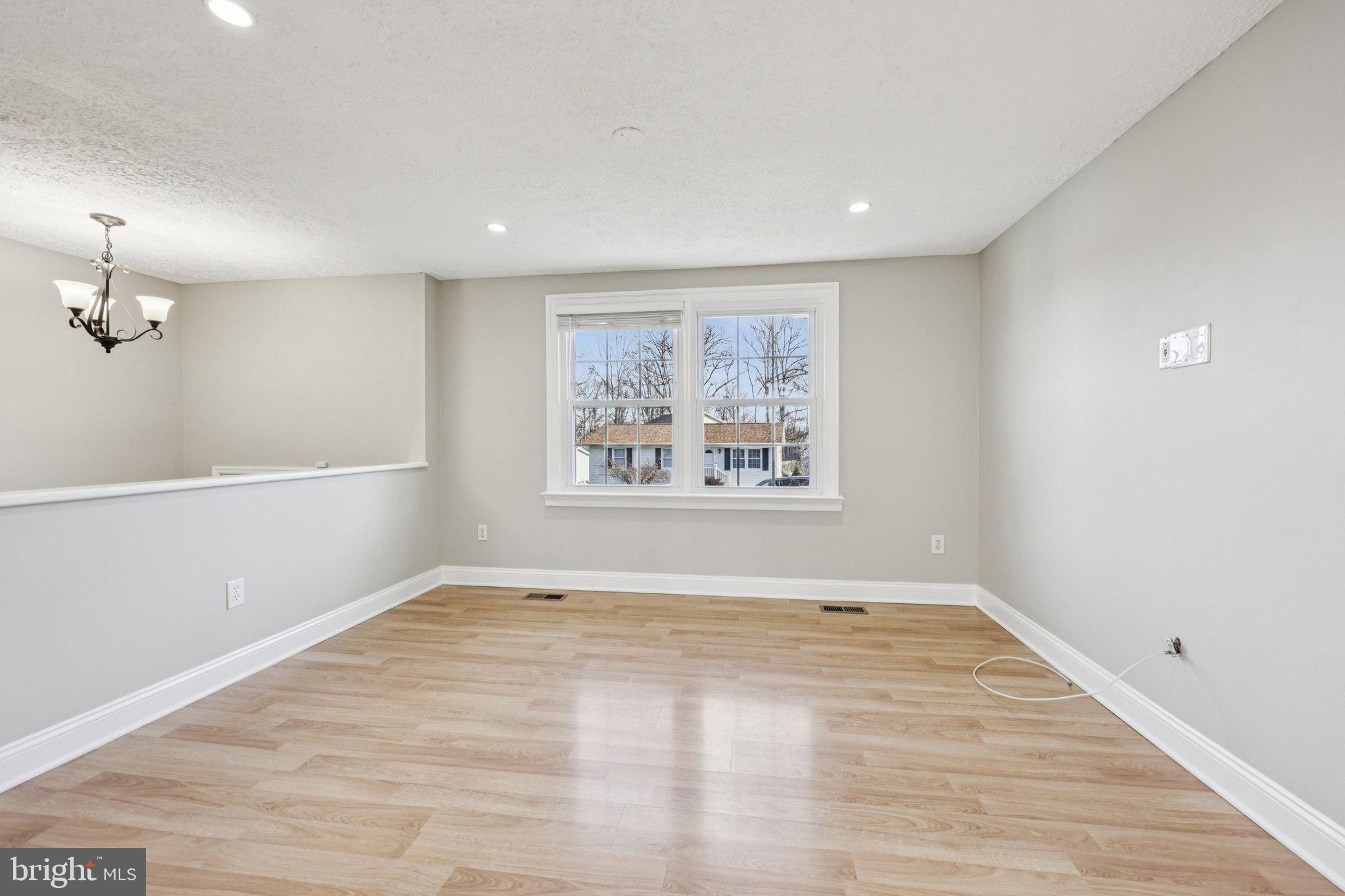 546 ROCKBRIDGE DRIVE SE