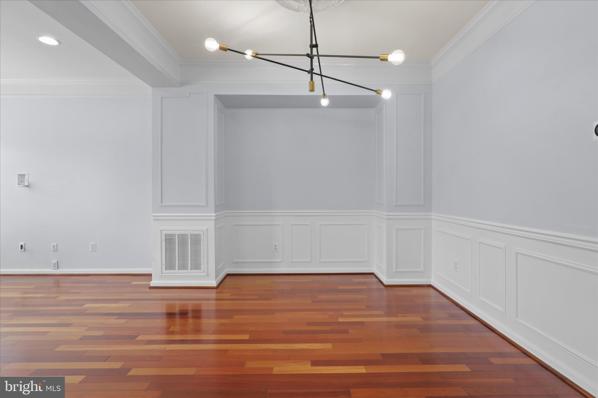 24686 NETTLE MILL SQUARE