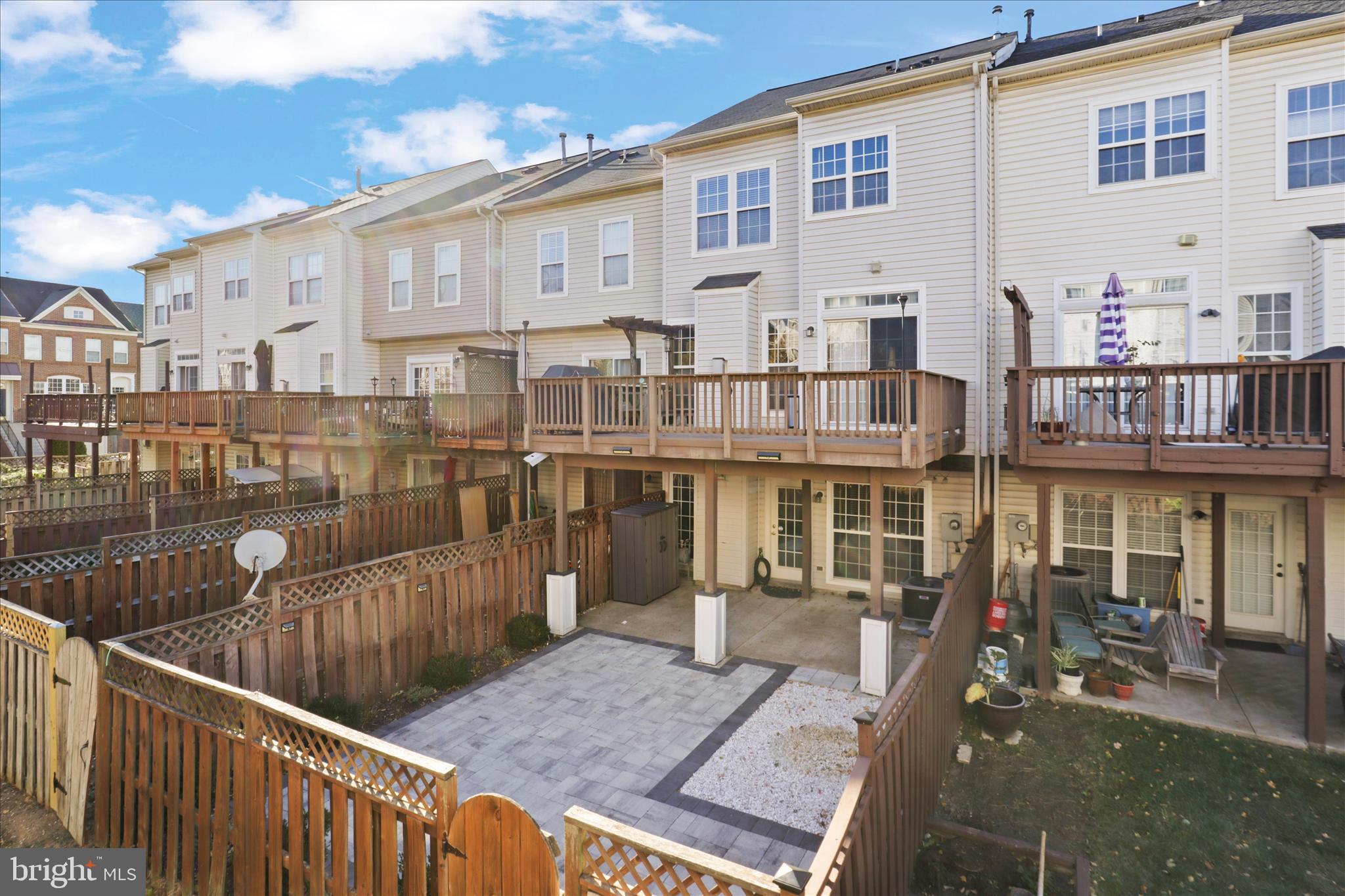 24686 NETTLE MILL SQUARE