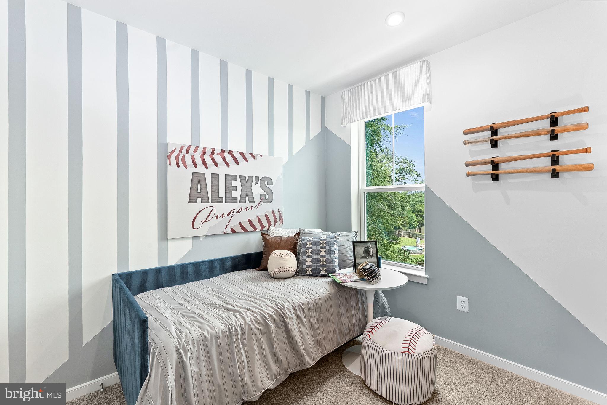 43793 MYSTIC MAROON TERRACE 2