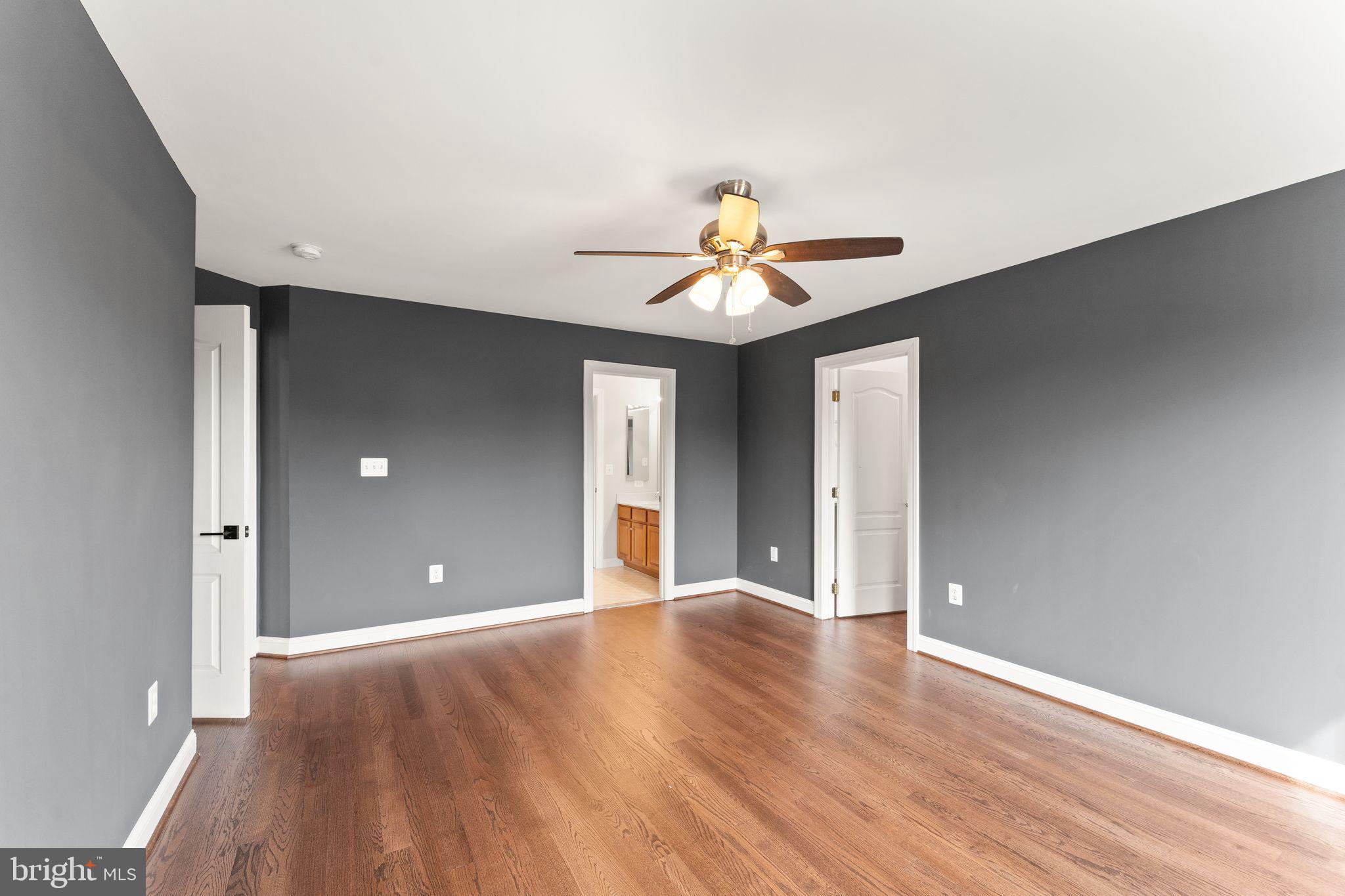 25729 SUMMERBANK COURT