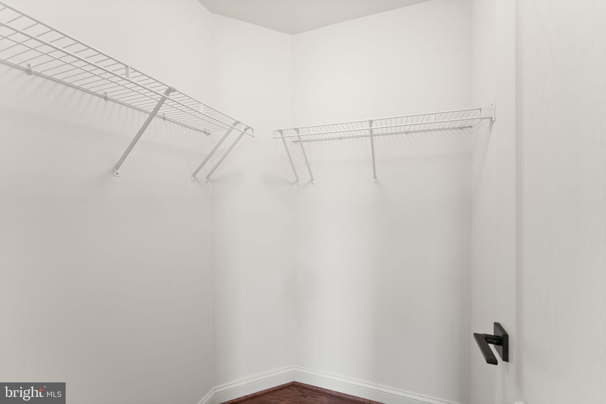 25729 SUMMERBANK COURT