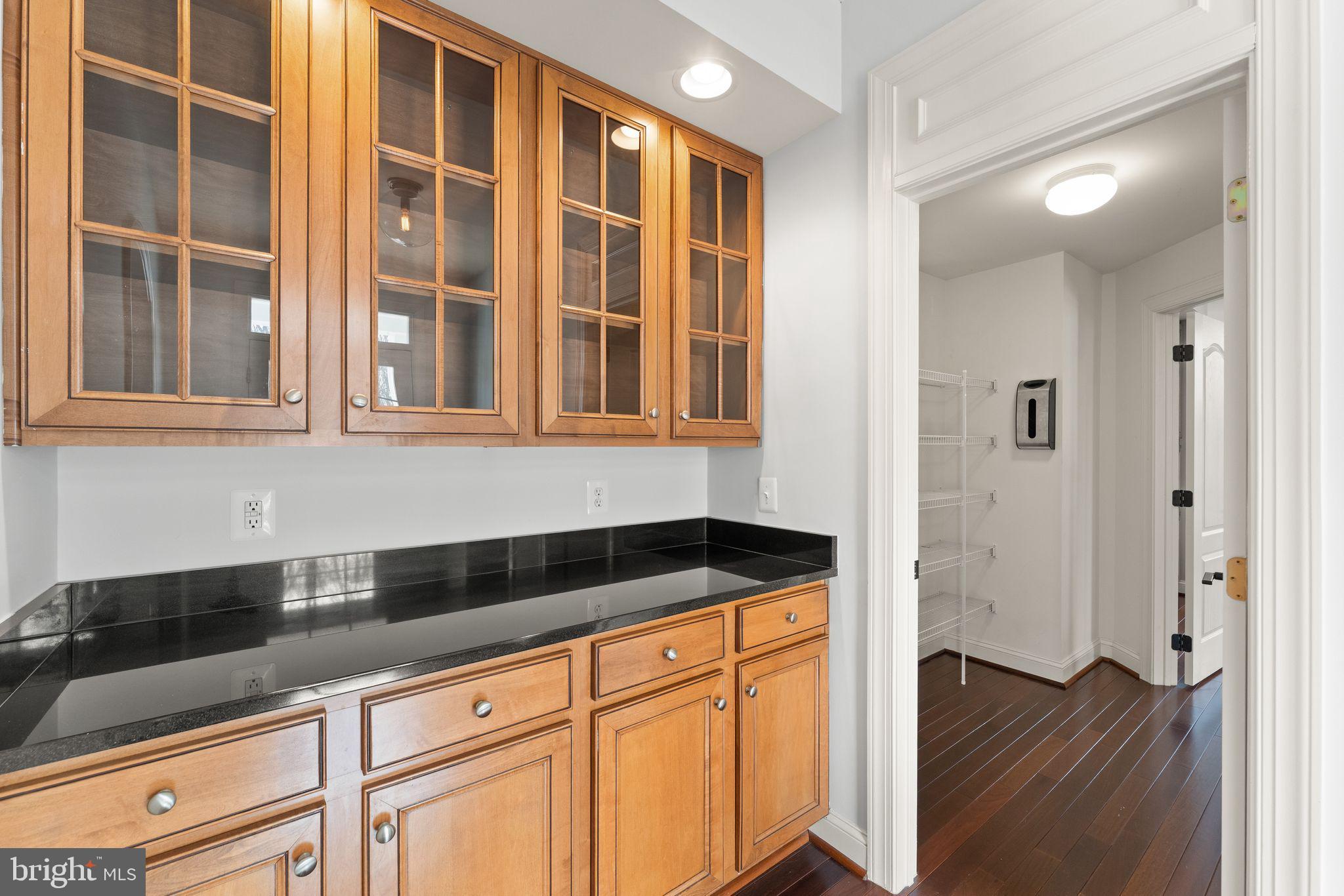 25729 SUMMERBANK COURT