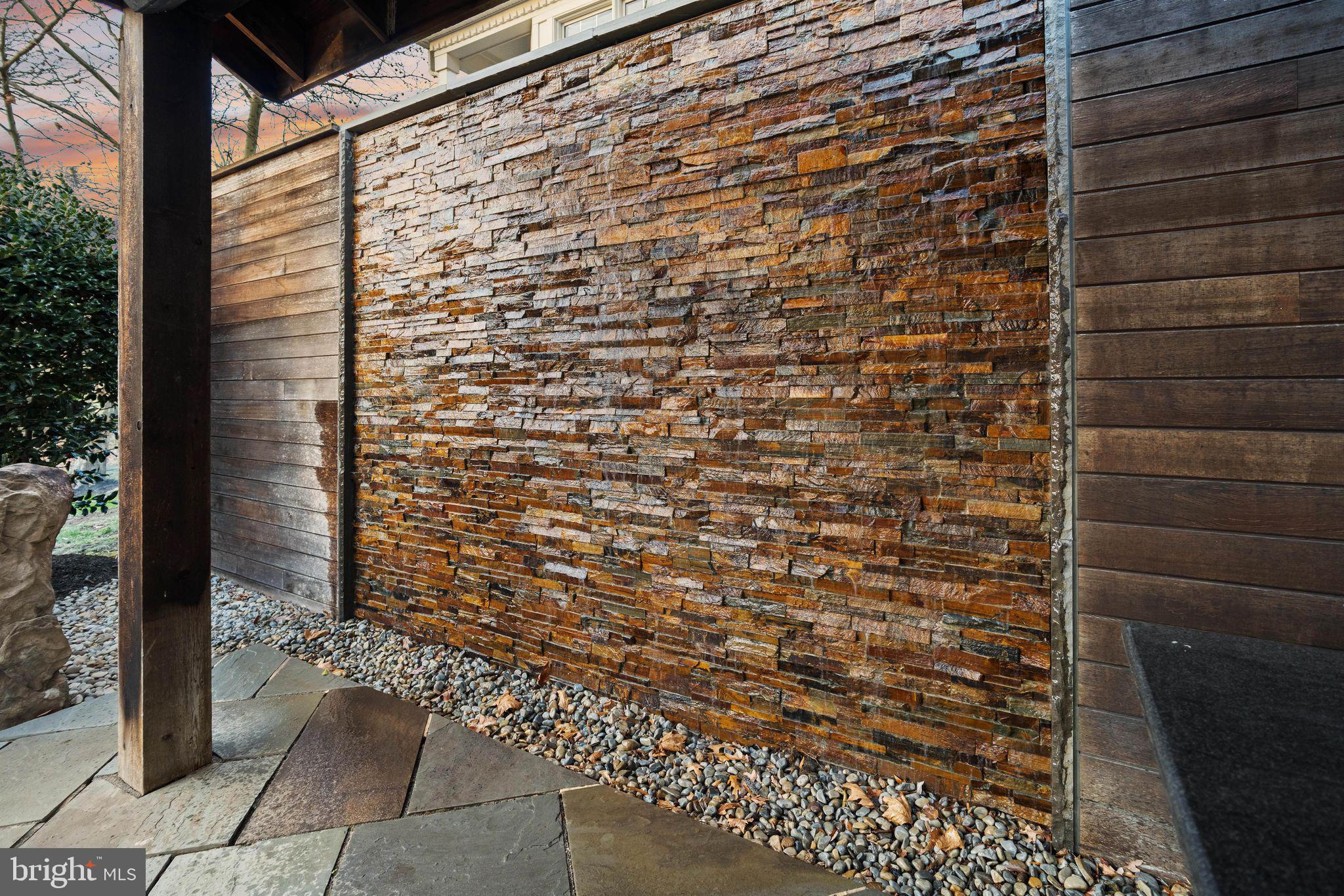 25729 SUMMERBANK COURT