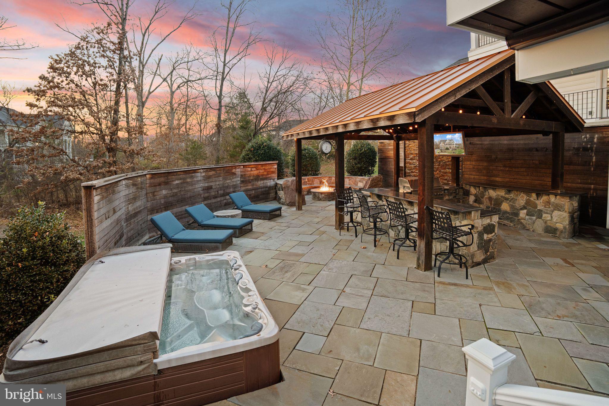 25729 SUMMERBANK COURT